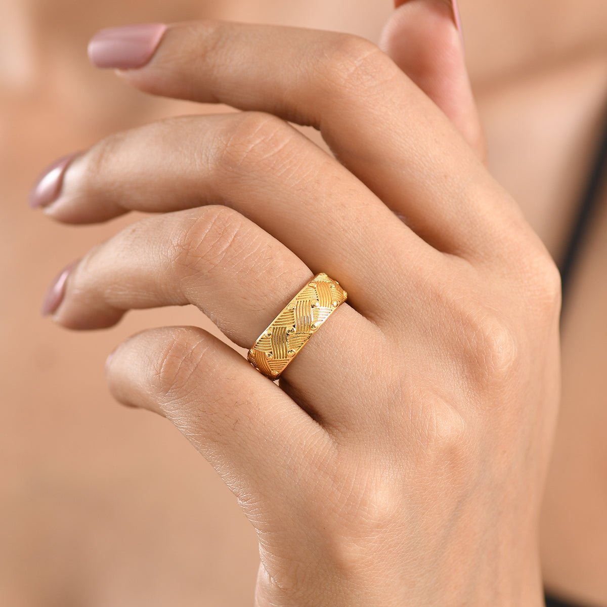 EverTrue Bronzella Collection - Band Ring in 18K Gold Plating V32514103 2