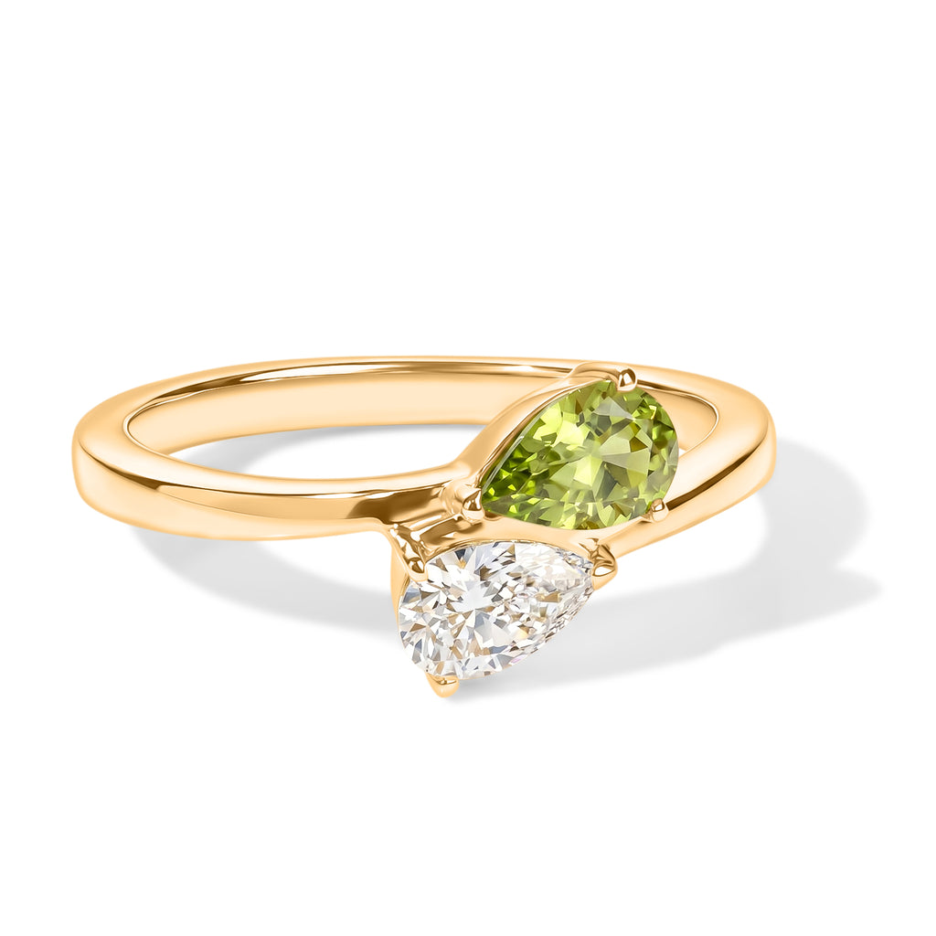 Royal Bali Collection - D'Joy Peridot & Moissanite Toi-et-Moi Ring in 18K Vermeil Yellow Gold Plated Sterling Silver_8574117