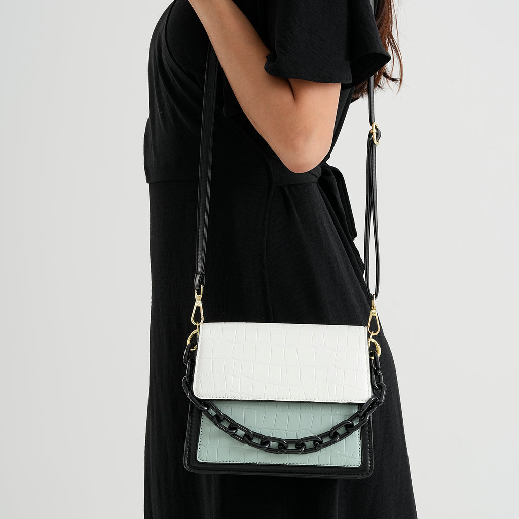 Designer Inspired - Colourblocked Crossbody Bag with Chunky Chain Top Handle & Detachable Shoulder Strap - Light Green Black & White_8574390_2