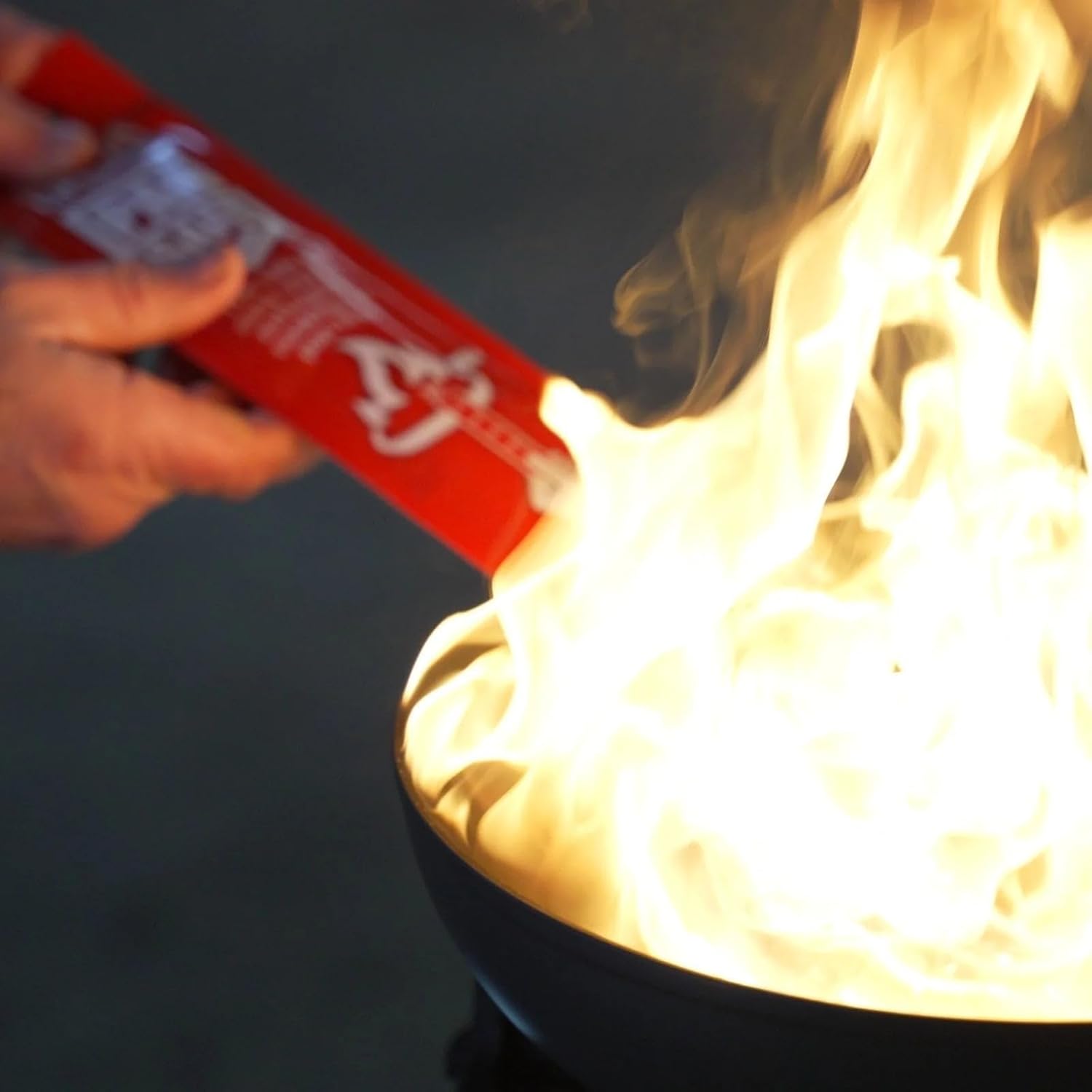 LifeSafe Technologies PanSafe Fire Extinguisher - Non Toxic Eco Friendly Kitchen Fire Safety Device - Premium Drop In Cooking Oil Sachet for Instant Pan Extinguishing - Red V32514879 6