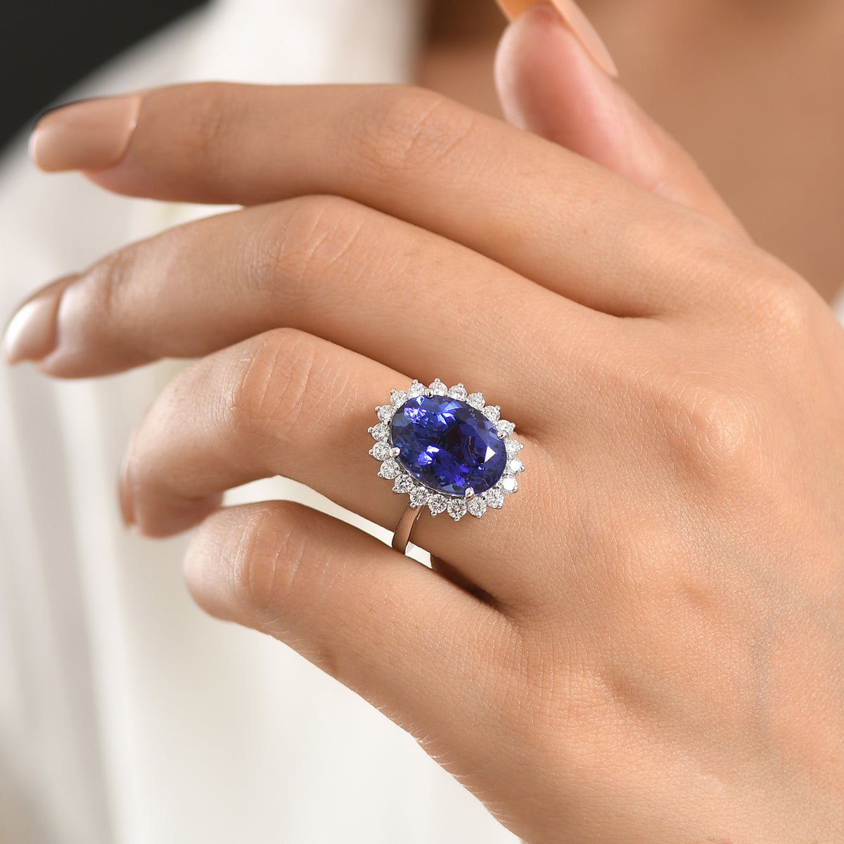 THE HEIRLOOM COLLECTION - Rhapsody 950 Platinum AAAA Tanzanite (9.00ct) &amp; Natural Diamond (VS/E-F) Halo Ring 9.85 Ct, Platinum Wt.7.44 Gms 8576180 2