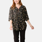 Misumi Daisy Floral Print Front Zip Top (One Size) - Black_8583102