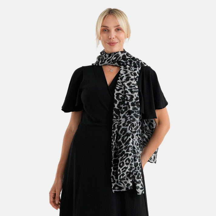 La Marey Womens Lightweight Printed Scarf (180 x 80 cm) - Blue Leopard V32635253 2