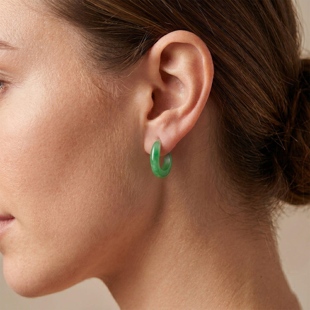 D'Joy - Natural Green Jade Crescent Hoop Earring with Push Back in Rhodium Overlay Sterling Silver 20.00 Ct. V32529425 2
