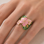 EverTrue - Flower Enameling Ring in Yellow Gold Tone_8597444_1