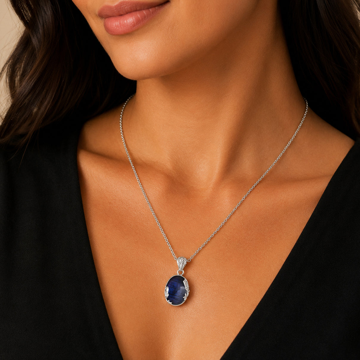 D'Joy Labradorite Sterling Silver Oval Design Solitaire Pendant 19.70 Ct. V32516509 3