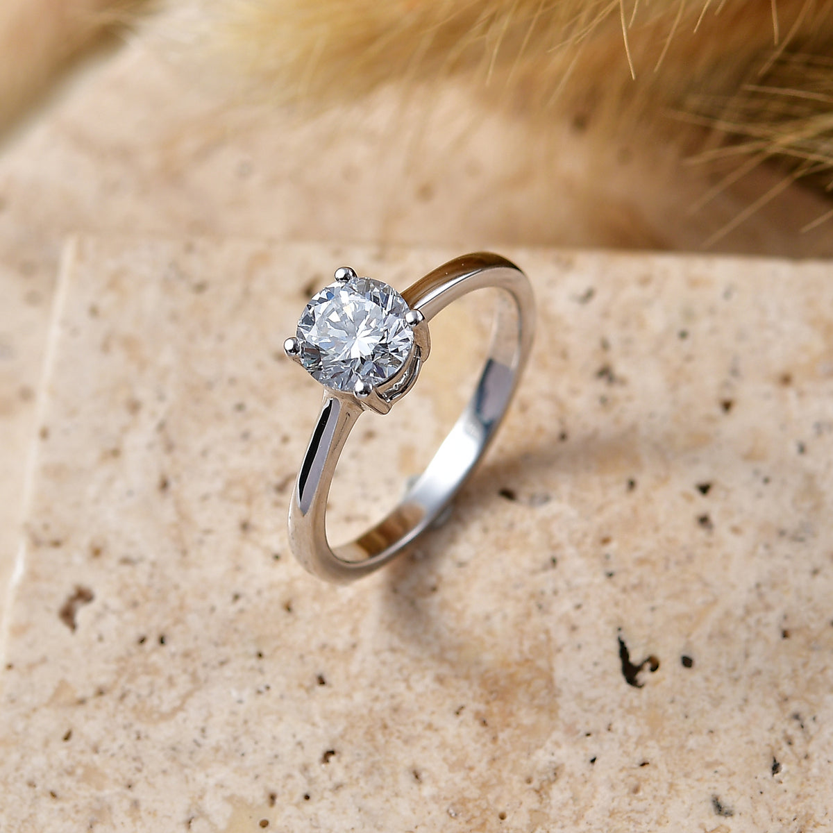 Luxuriant - 9K White Gold SGL Certified Lab Grown Diamond (SI/G-H) Solitaire Ring 1.07 Ct. 8609091 3