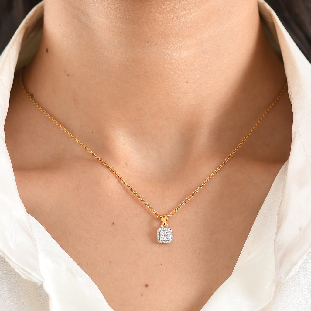 Luxuriant - Lab Grown Diamond (SI/G-H) Cluster Pendant in Yellow Gold Plated Sterling Silver_8609615_1