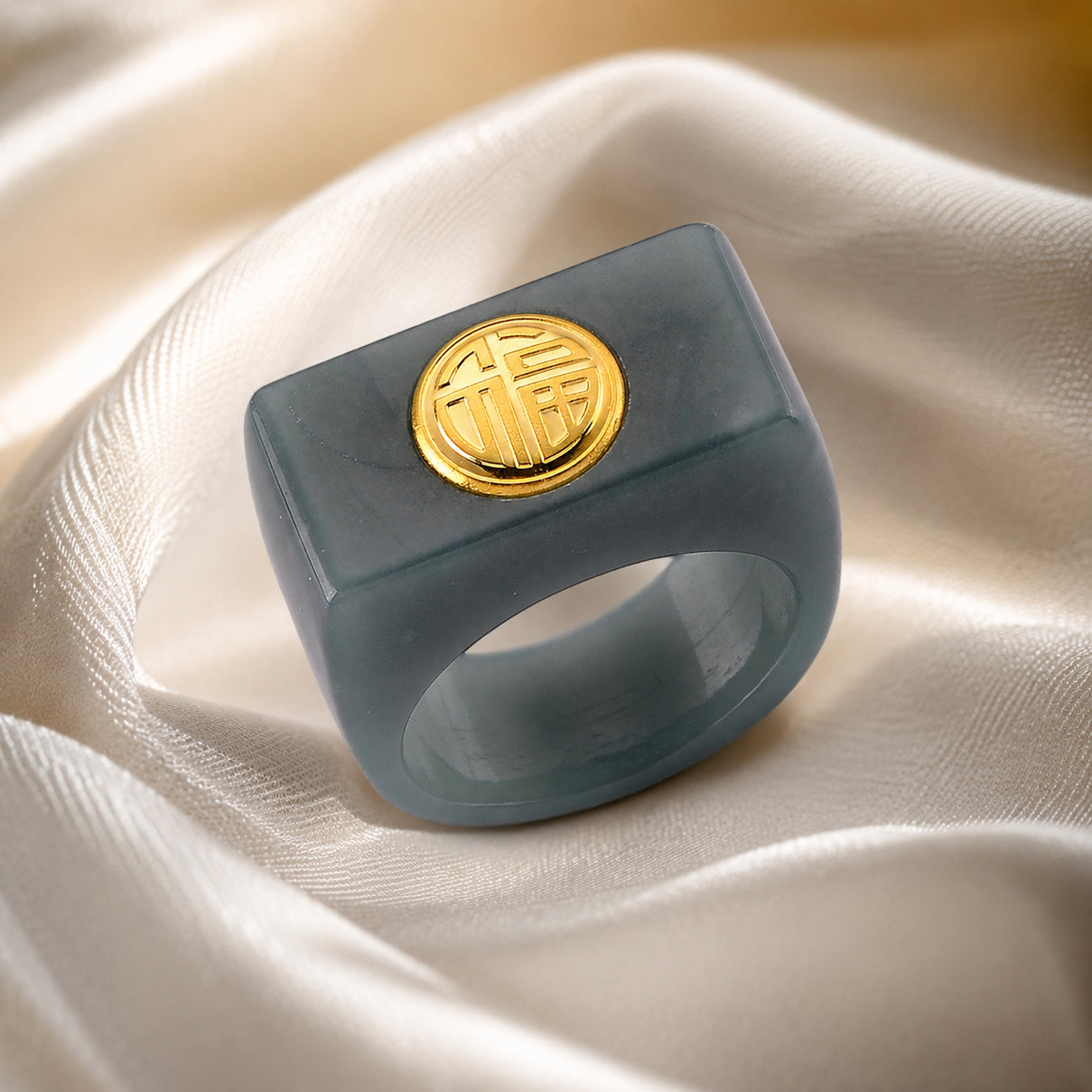 24K Yellow Gold Natural Jade Ring 50.00 Ct. V32517757 3