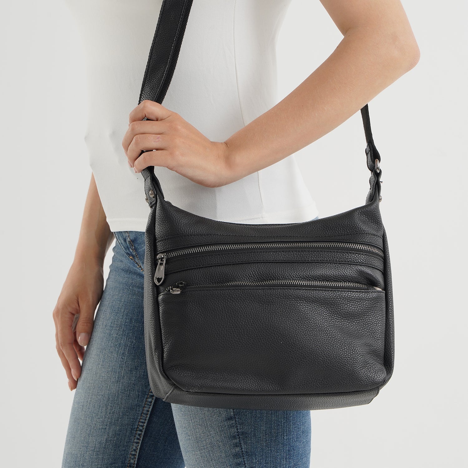 Genuine Leather Multi Pocket Crossbody Bag - Black V32515503 3