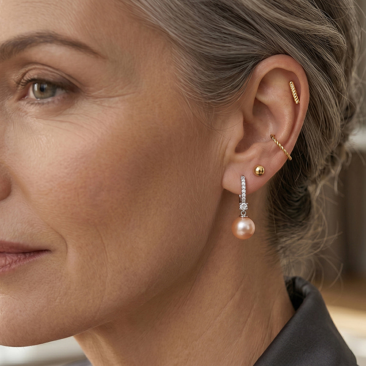 D'Joy - Peach Edison (10-11mm) &amp; White Zircon Hoop Earring with Clasp in Rhodium Overlay Sterling Silver 10.76 Ct. V32577768 3