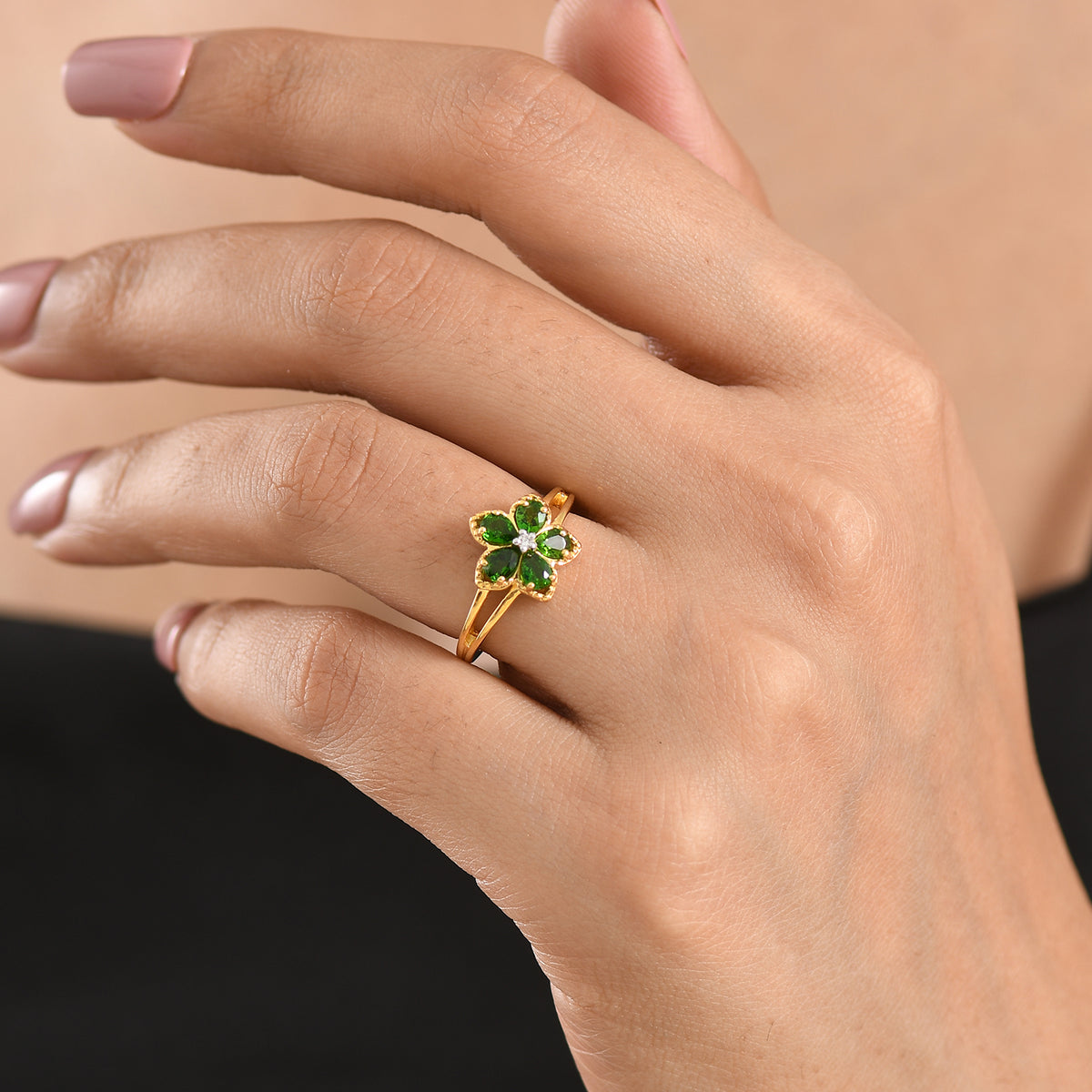 Luxuriant - Natural Chrome Diopside &amp; Lab Grown Diamond (SI/G-H) Floral Ring in Yellow Gold Plated Sterling Silver 0.80 Ct. V32521649 2