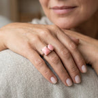 D'Joy - Pink Conch Shell Toi-et-Moi Ring in Rhodium Overlay Sterling Silver_8619299_1