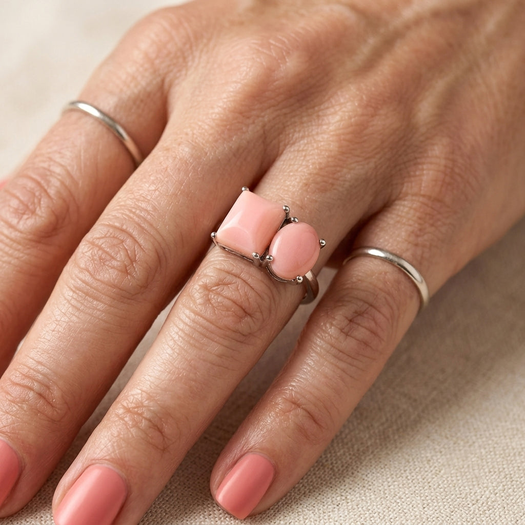 D'Joy - Pink Conch Shell Toi-et-Moi Ring in Rhodium Overlay Sterling Silver 8619299 3