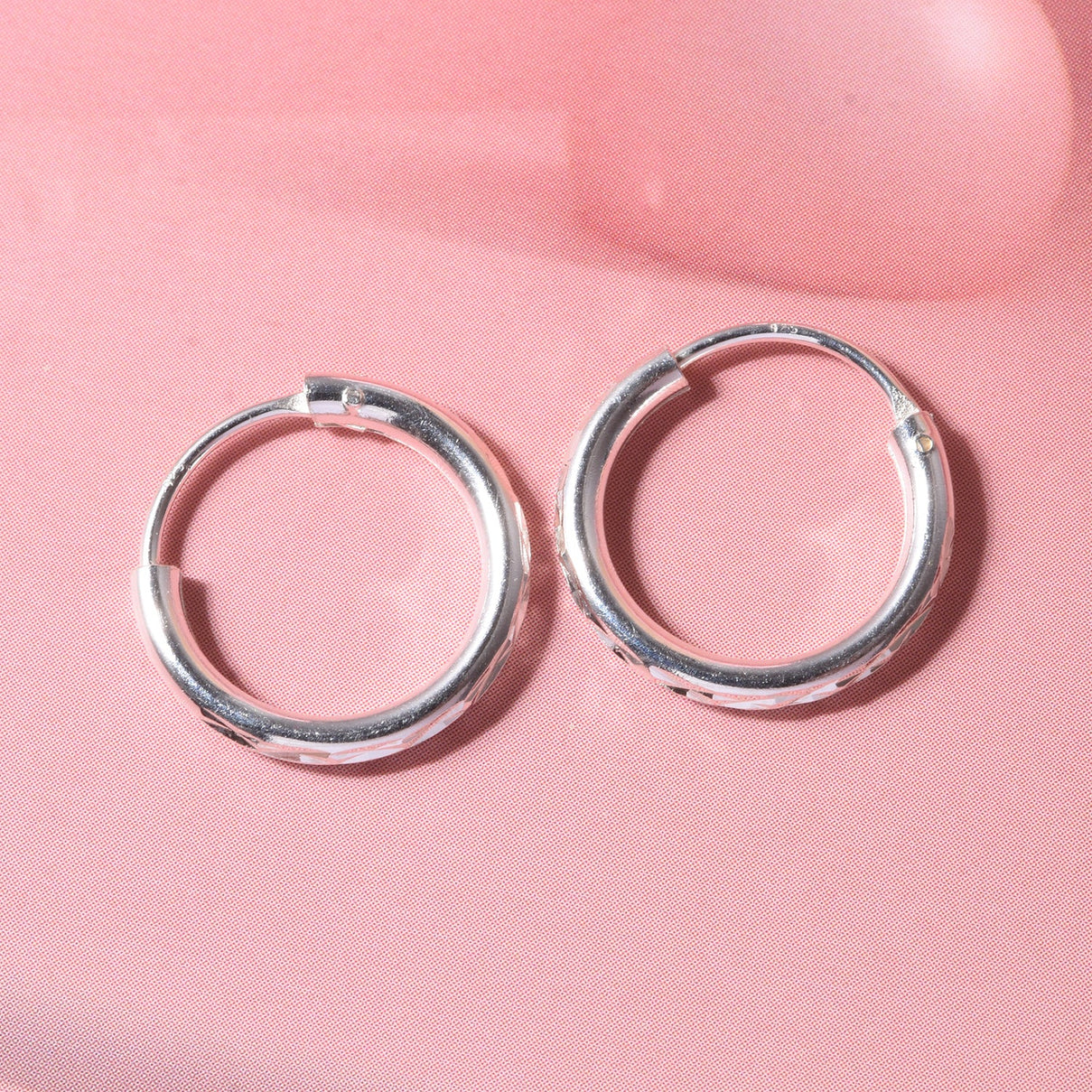 Sterling Silver Hoop Earring with Clasp V32344205 2