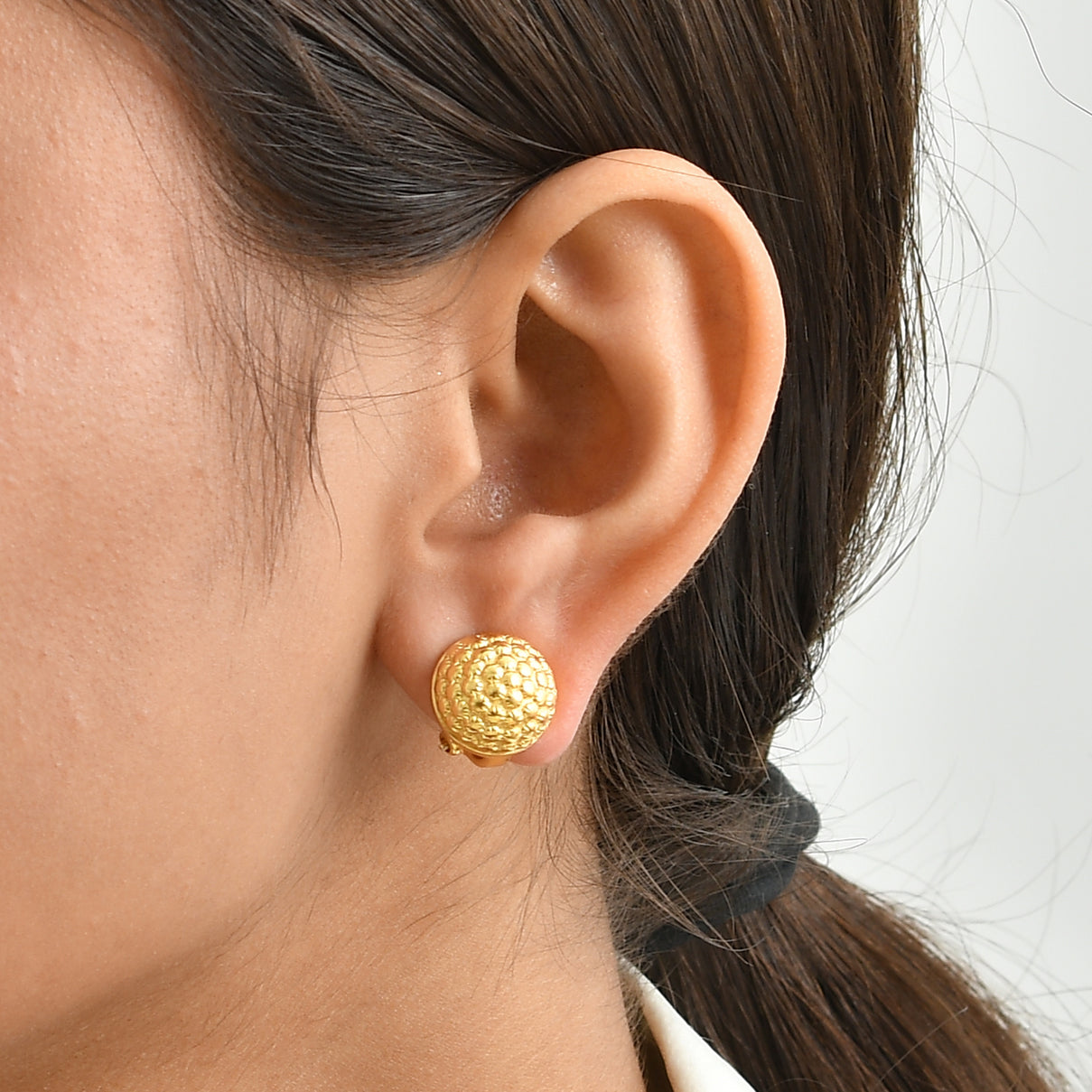 EverTrue Bronzella Collection - Button Earring with Omega Clip in 18K Gold Plating V32516022 2