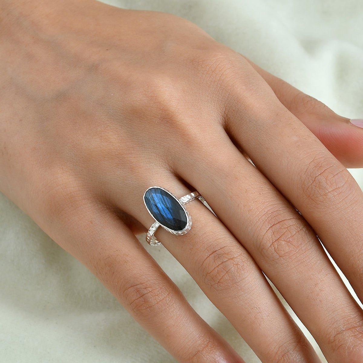 Labradorite Solitaire Ring in Sterling Silver 4.43 Ct. V32605738 2