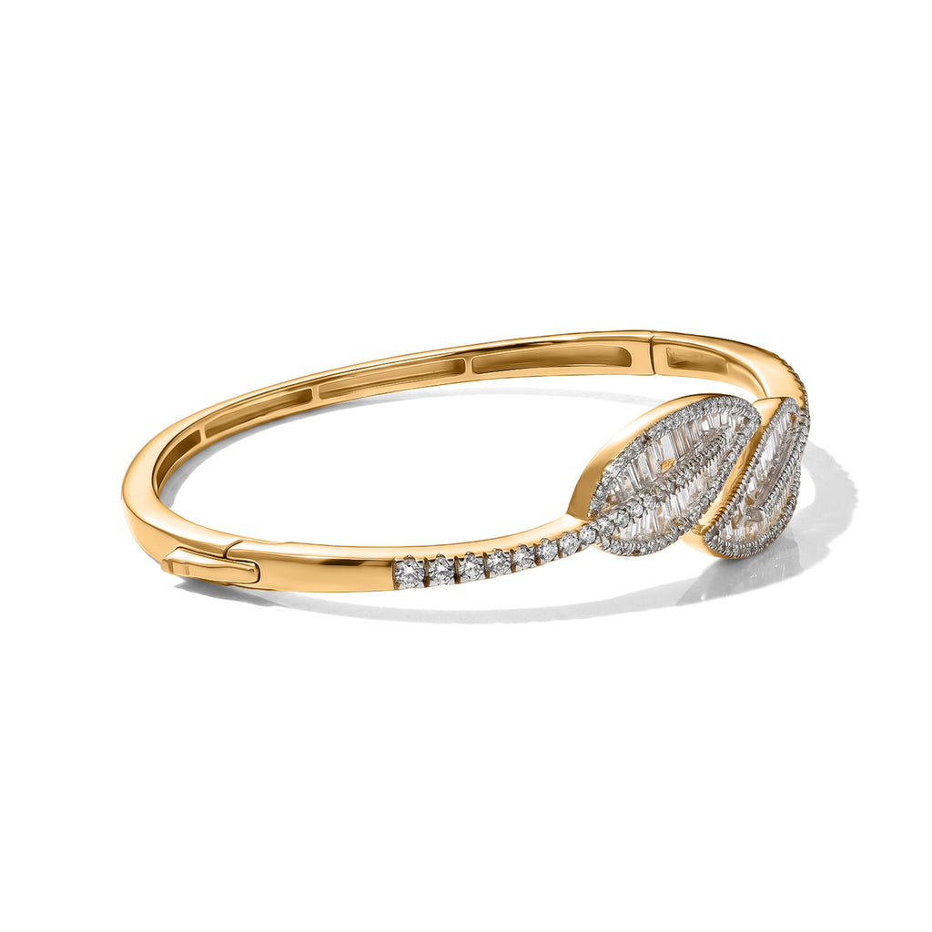 JCK VEGAS CLOSEOUT DEAL - Lab Grown Diamond (SI/G-H) Leaf Bypass Bangle (Size - 7.5) in 18K Vermeil Yellow Gold Plated Sterling Silver 3.50 Ct, Silver Wt. 20.40 Gms_8621534_3