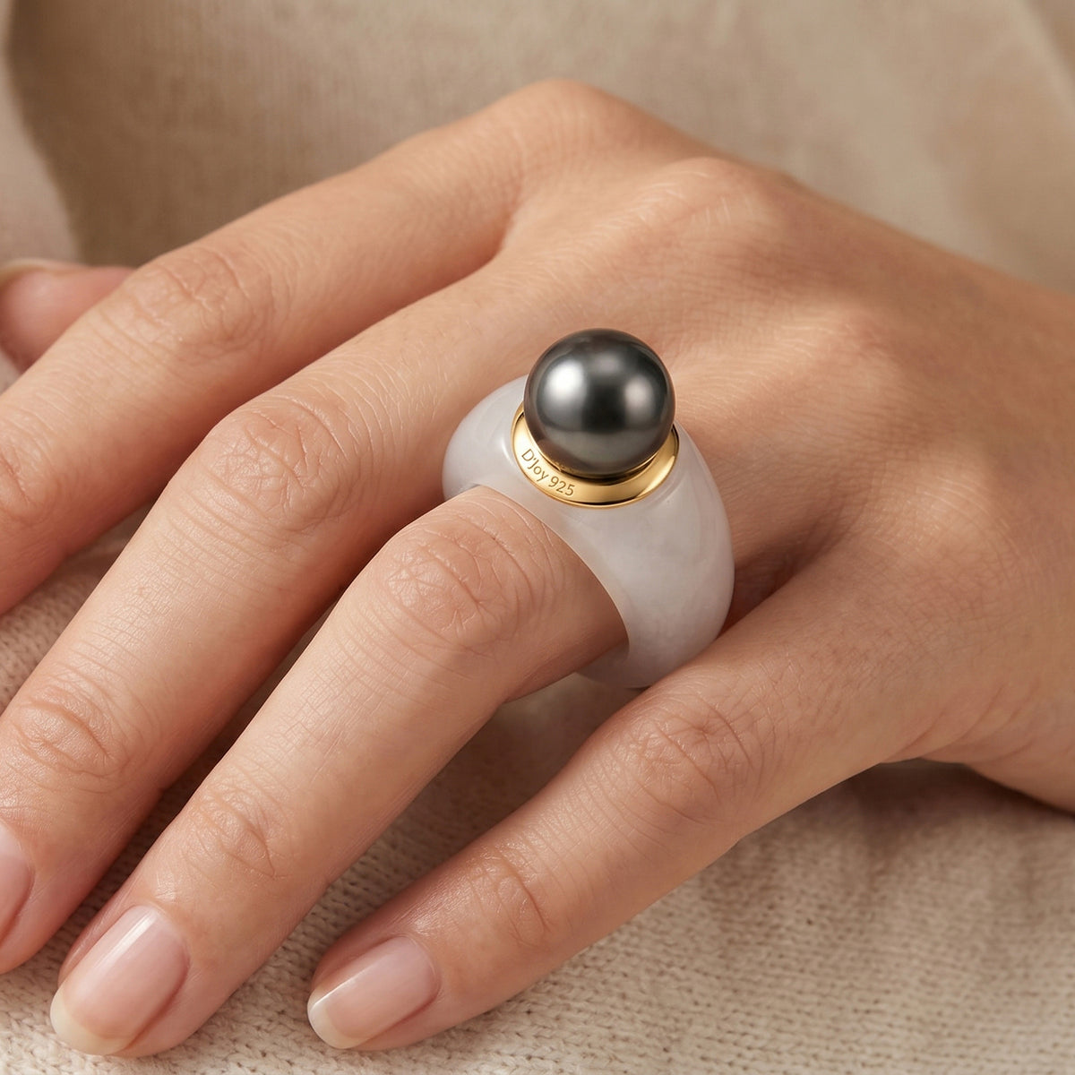 D'Joy - Tahitian Pearl (10-11mm) &amp; Natural White Jadeite Band Ring in Yellow Gold Plated Sterling Silver 47.50 Ct. V32597364 2