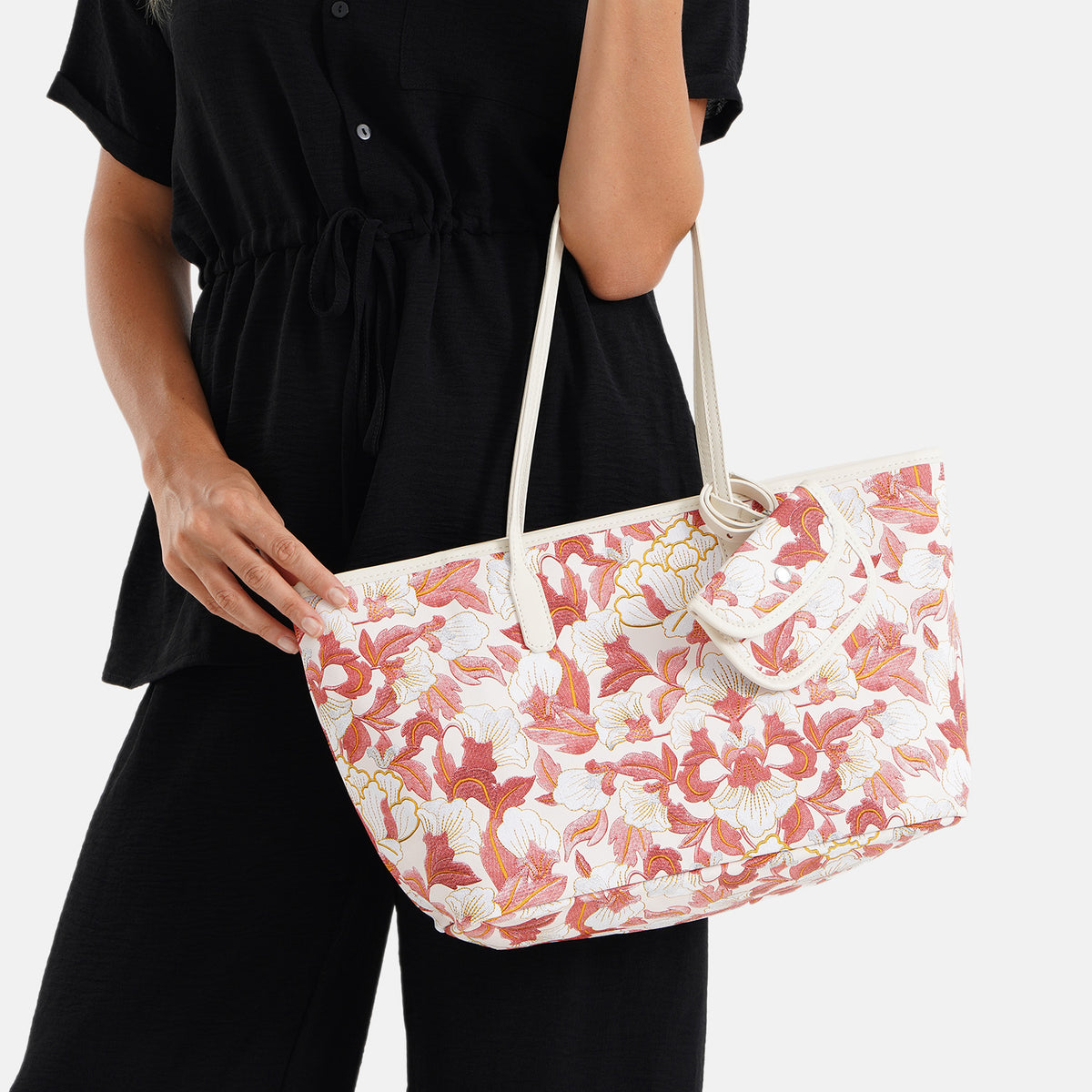 Designer Inspired - Women's Floral Print Tote Bag with Matching Pouch Set - Red V32641654 3