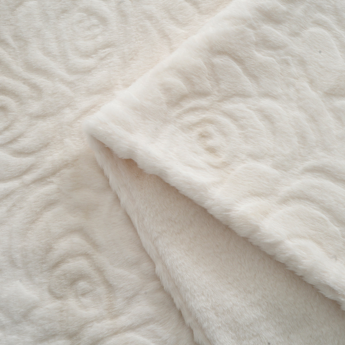 LIVMORE Patterned Blanket (Size 180x1 cm) - White 8627537 3