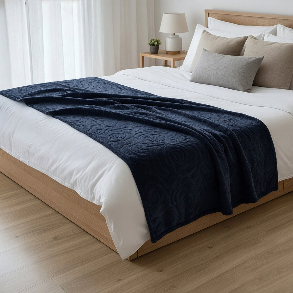 LIVMORE Patterned Blanket (Size 180x1 cm) - Navy_8627549_1