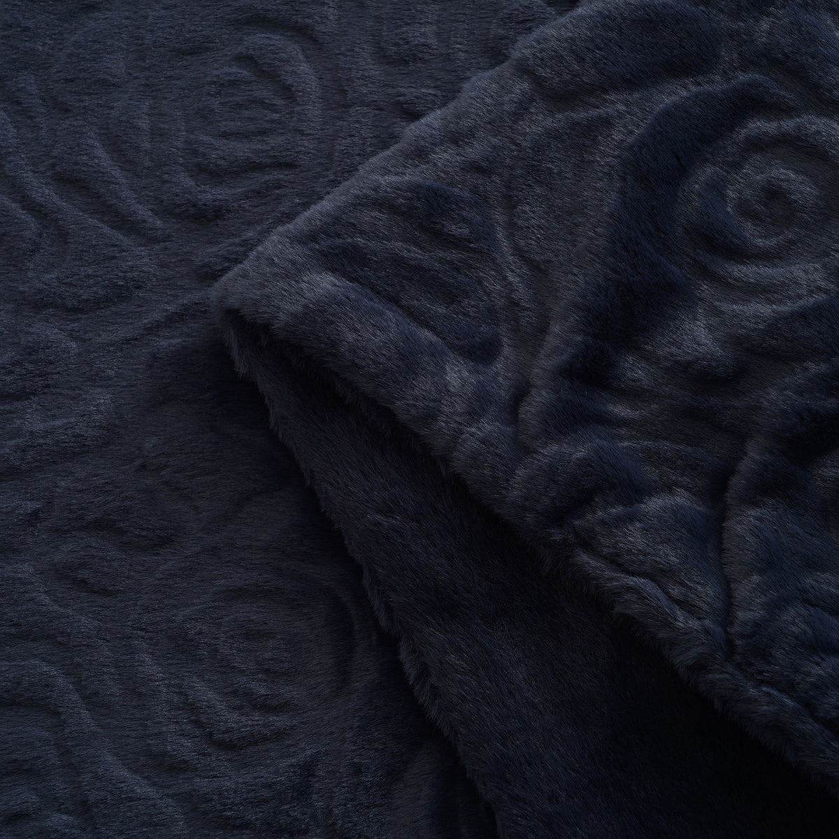 LIVMORE Patterned Blanket (Size 180x1 cm) - Navy 8627549 3