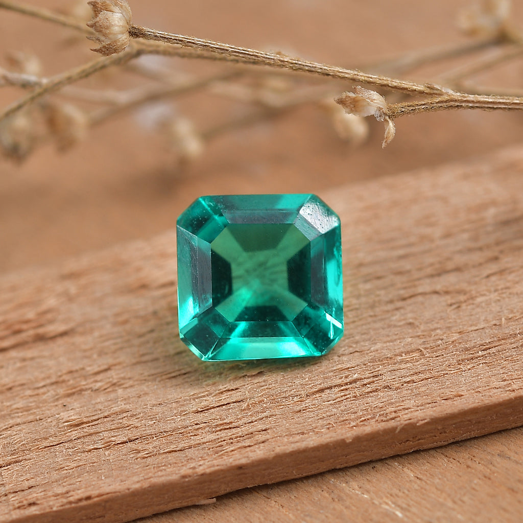 JCK Vegas Close Out- AAA Lab Grown Columbian Emerald Octagon Gemstone (7x7 mm) 1.25 Ct._8632700_1