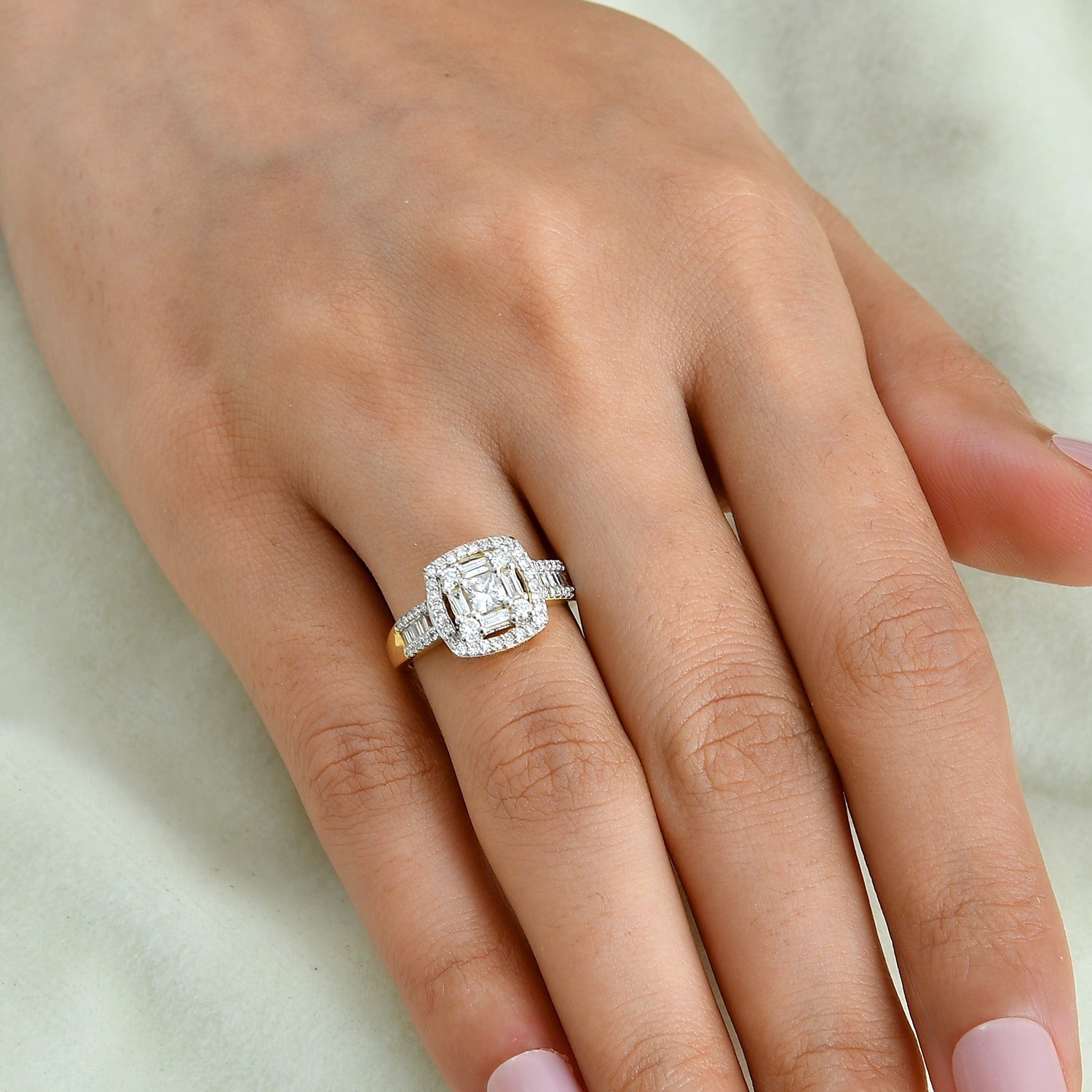 Luxuriant - Lab Grown Diamond (SI/G-H) Halo Ring in 18K Vermeil Yellow Gold Plated Sterling Silver 1.00 Ct. 8638147 2