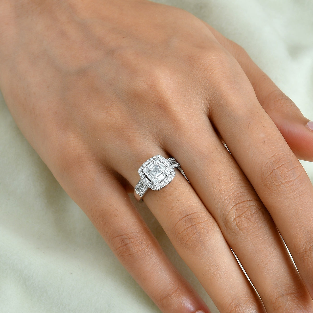 Luxuriant - Lab Grown Diamond (SI/G-H) Halo Ring in Rhodium Overlay Sterling Silver 1.00 Ct. 8638186 2