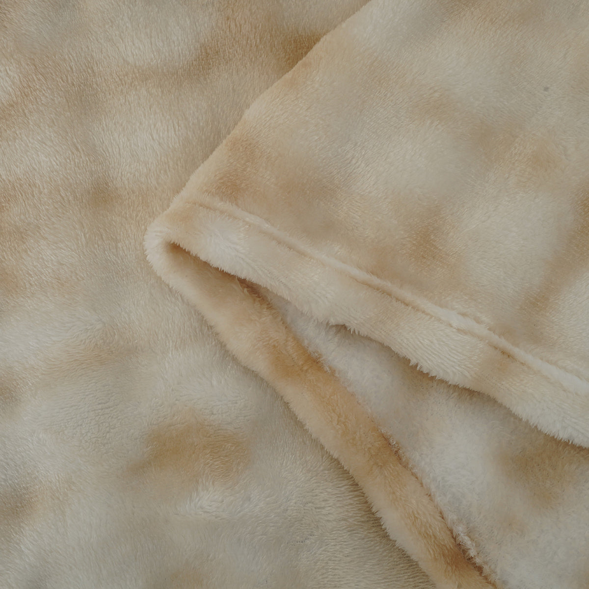 Livmore Super Soft &amp; Cozy Blanket (150 x 200cm) - Cream V32668806 3
