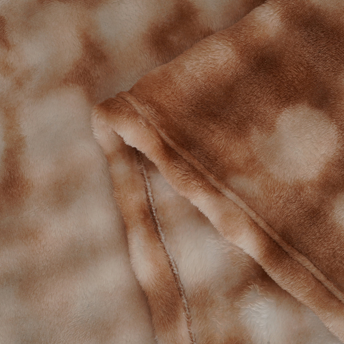 Livmore Super Soft &amp; Cozy Blanket(150 x 200cm) - Taupe V32668651 3