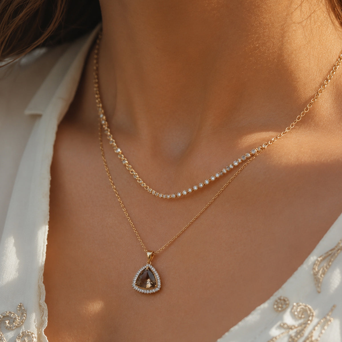 Rhapsody - 18K Yellow Gold AAAA Turkizite &amp; White Diamond (VS/E-F) Halo Pendant 5.50 Ct. 8641888 2
