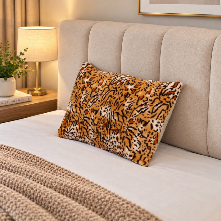 LIVMORE Super Soft Faux Rabbit Fur Leopard Pillowcase (75x50 cm) 8646022 2