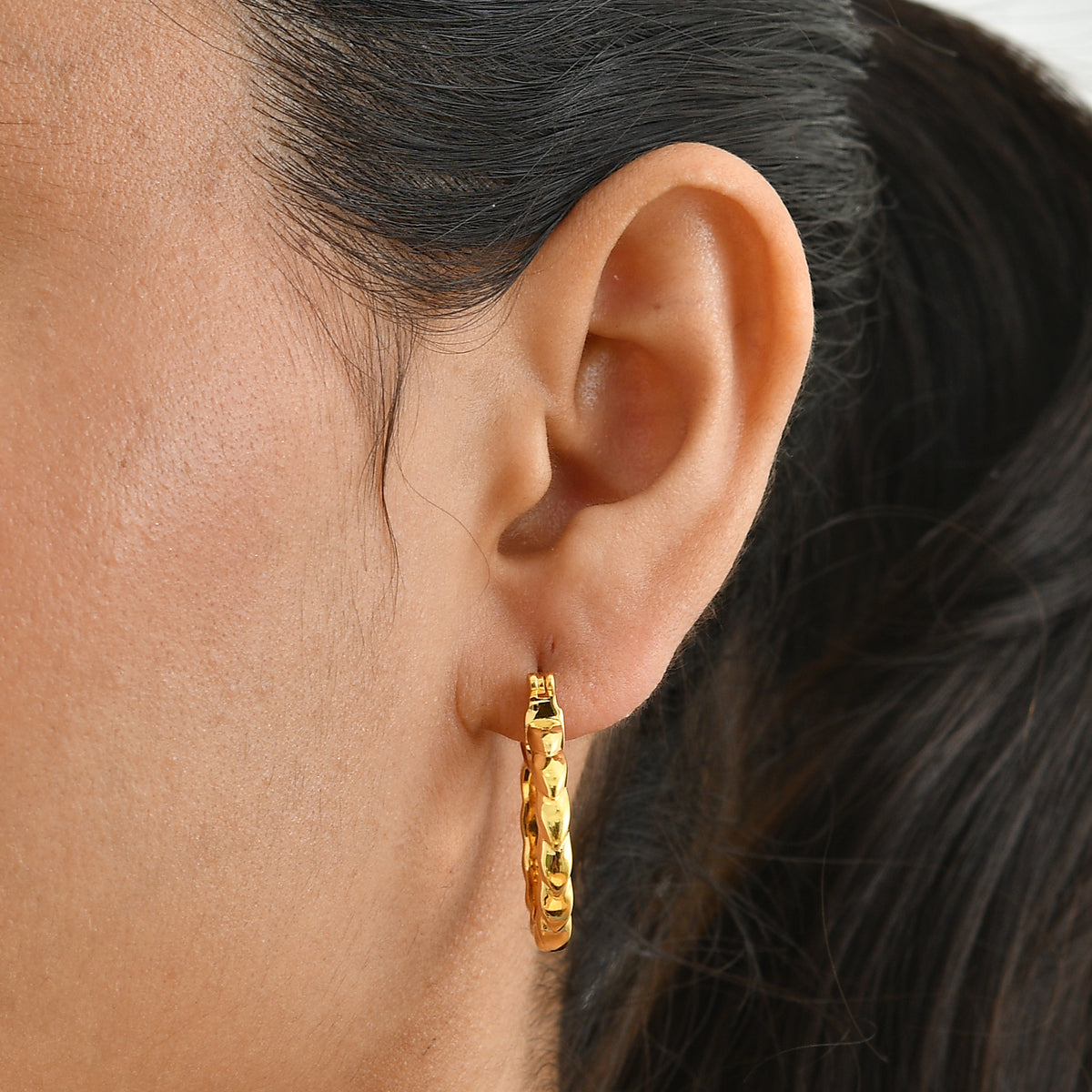 EverTrue Bronzella Collection - Full Hoop Earring with Clasp Back in Yellow Gold Tone V32513206 2