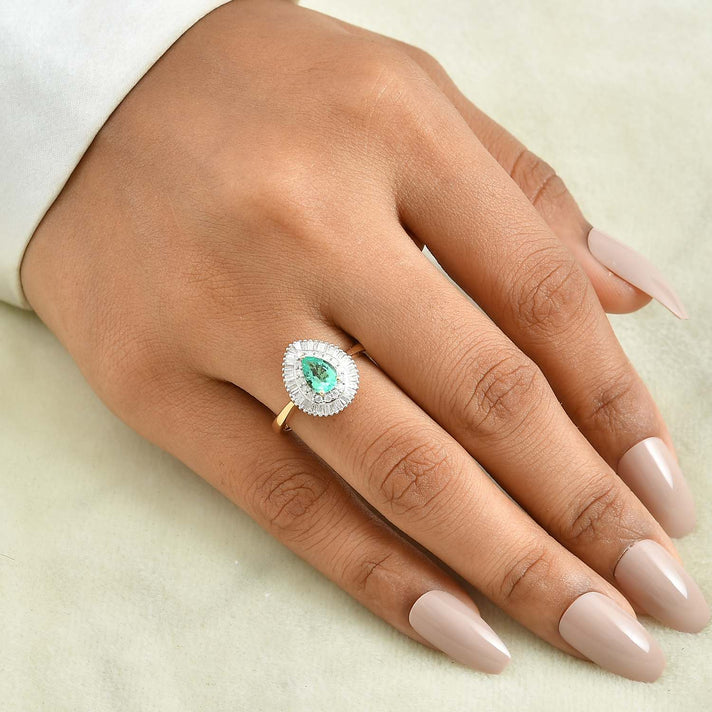 ONE TIME ONLY DEAL - 9K Yellow Gold AAA Colombian Emerald &amp; White Diamond Halo Ring, Gold Wt. 3.00 Gms 1.25 Ct. 8664514 2