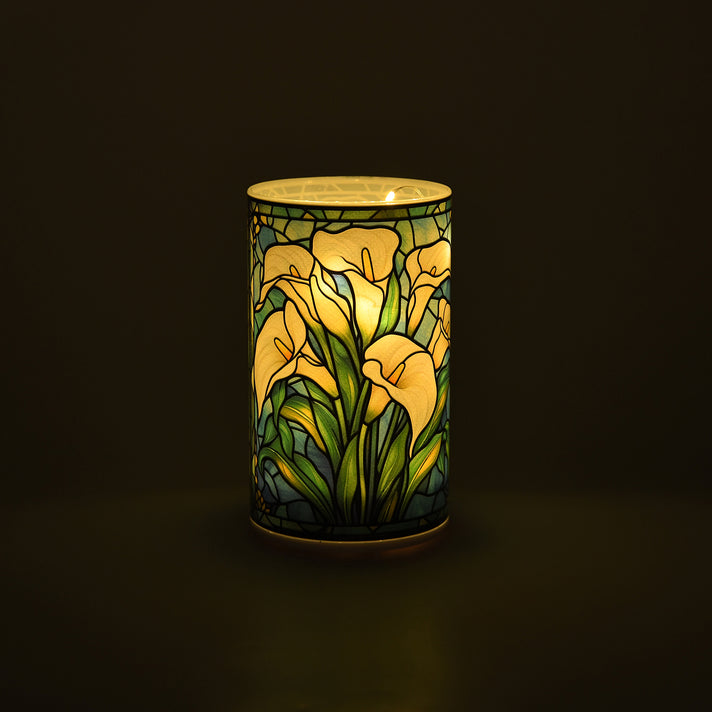 LIVMORE Battery-Operated Stained Glass Calla Lily Print Rotating Decorative Table Lamp - 15cm 8669565 2