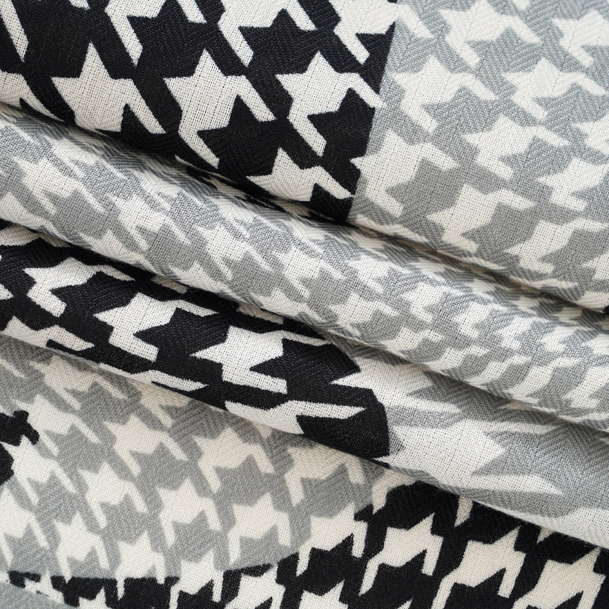 La Marey Checkered Printed Square Scarf (88 x 88cm) - Black &amp; White V32528582 4
