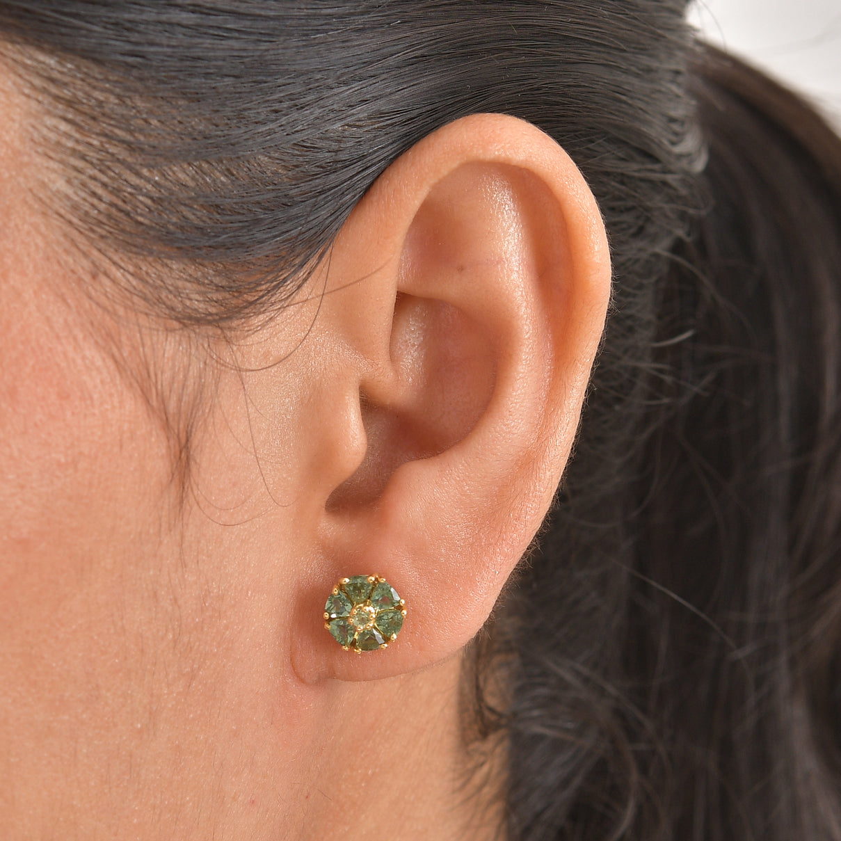 D'Joy - Natural Green Apatite Cluster Stud Earring with Push Post in Yellow Gold Plated Sterling Silver 1.60 Ct. V32513219 2