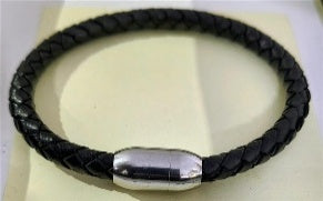 Braided Bracelet (Size - 7.5) with Magnetic Lock V32579830 0