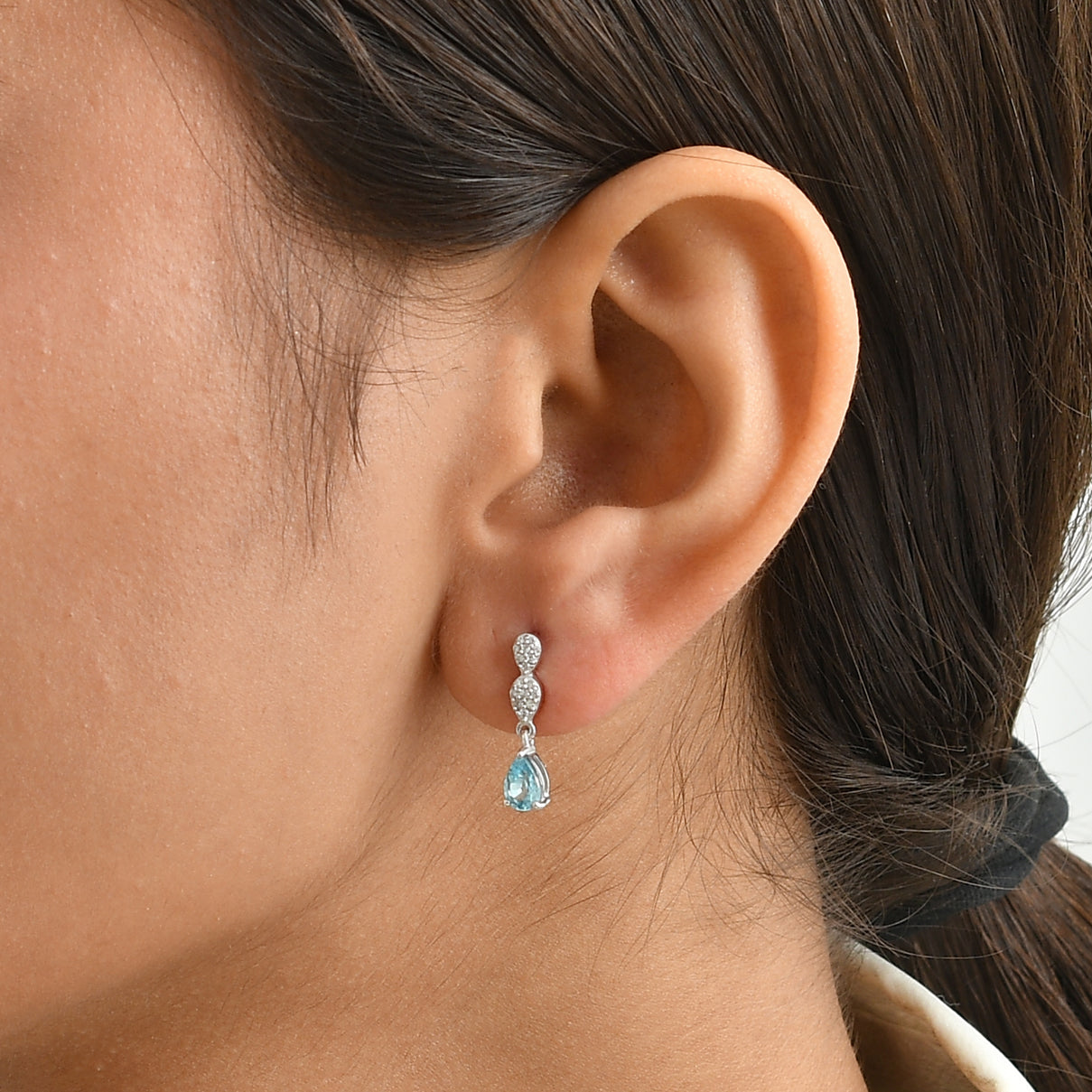 D'Joy - AAA Ratanakiri Blue Zircon &amp; White Zircon Dangling Earring with Push Post in Rhodium Overlay Sterling Silver 1.50 Ct. V32512981 2
