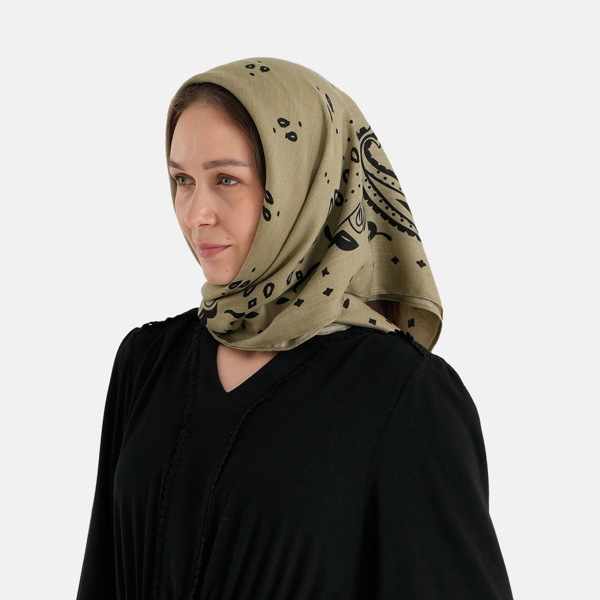 La Marey Printed Square Scarf (88 x 88 cm) - Khaki V32622082 4
