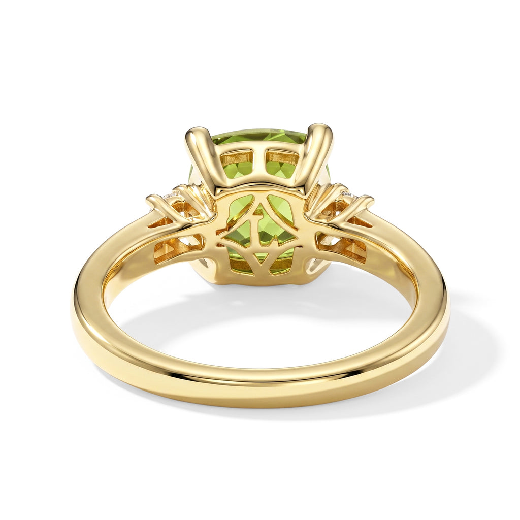 Luxuriant Peridot, Lab Grown Diamond Main Stone With Side Stone Ring in 18K YG VermeilSterling Silver  2.467  Ct._8699842_4