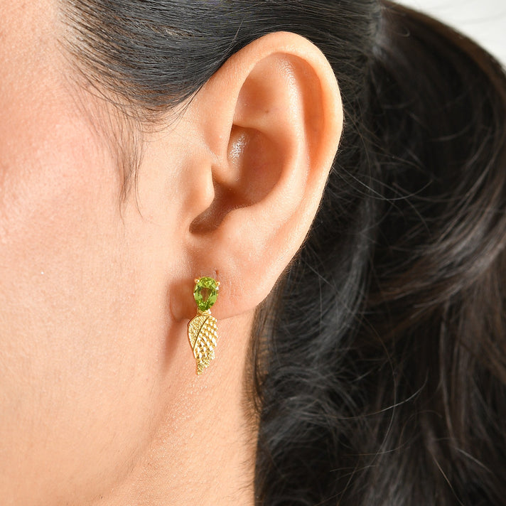D'Joy - Natural Hebei Peridot Angel Wings Dangling Earring with Push Post in Yellow Gold Plated Sterling Silver 1.60 Ct. V32620771 2