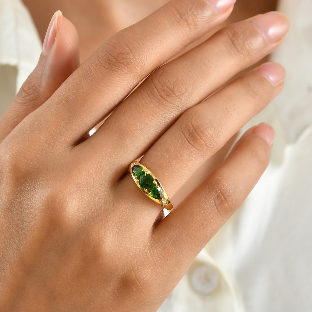 Luxuriant Natural Chrome Diopside, Lab Grown Diamond 3 Stone Ring Sterling Silver  1.331  Ct._8706441_1
