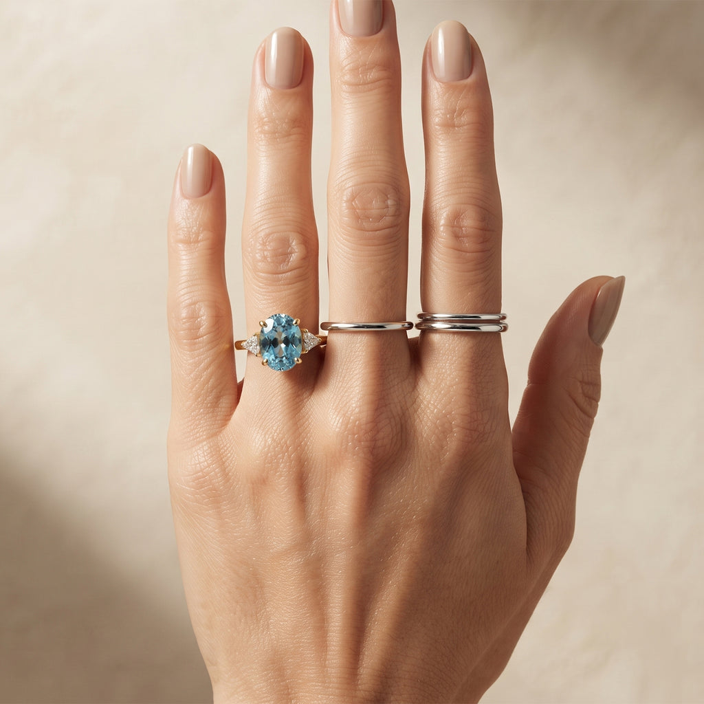 Luxuriant 9K Yellow Gold AAA Blue Zircon, Lab Grown Diamond GH, SI Ring, Gold Wt.2.25 Gms  3.930  Ct._8706691_2