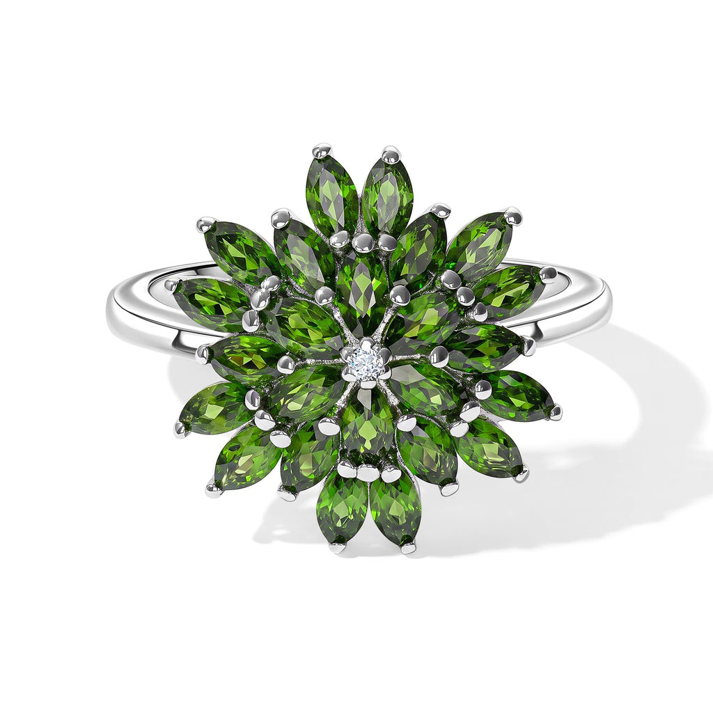 Luxuriant Natural Chrome Diopside, Lab Grown Diamond Cluster Ring in Rhodium OverlaySterling Silver  2.165  Ct._8706847