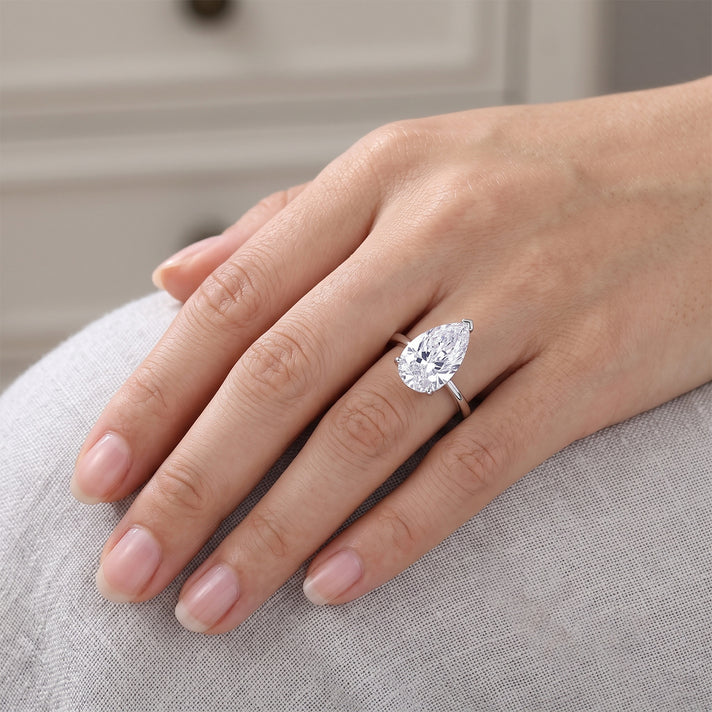 Luxuriant 14K White Gold IGI Certified VS-G Pear Cut Lab Grown Diamond Ring 5.00 Ct. 8707958 2