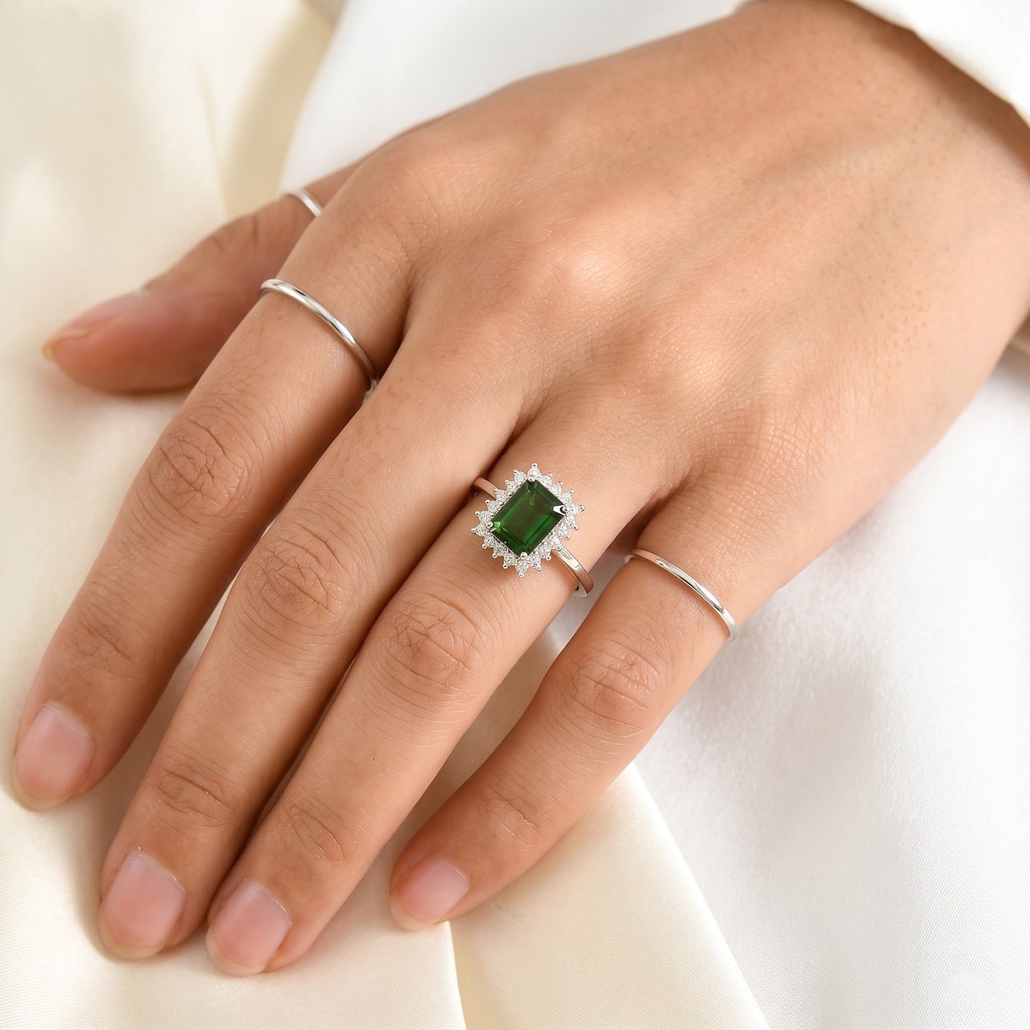 Luxuriant - Natural Chrome Diopside &amp; Lab Grown Diamond (SI-G-H) Halo Ring in Rhodium Overlay Sterling Silver 1.82 Ct. 8709905 3
