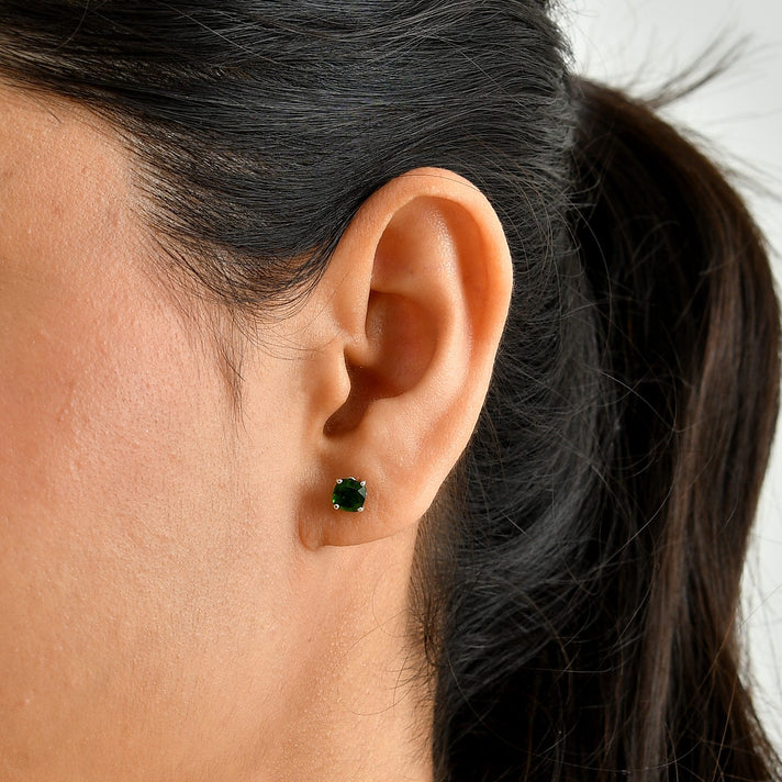 D'Joy - Natural Chrome Diopside Solitaire Stud Push Post Earring in Platinum Overlay Sterling Silver 1.32 Ct. V32664117 2